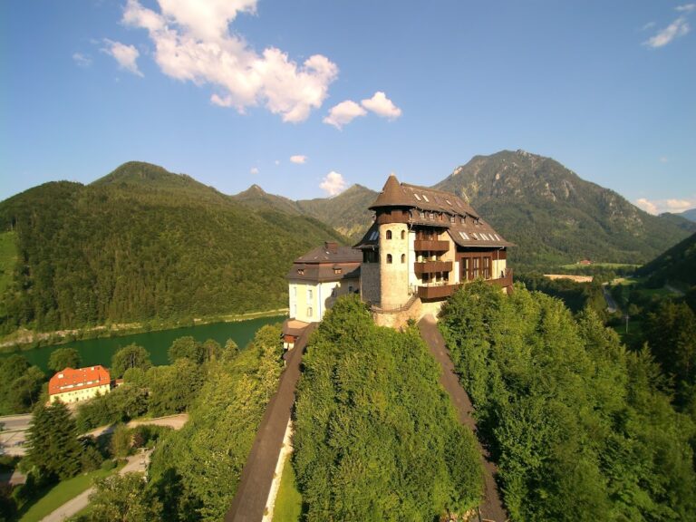 Schloss Klaus: A Fortress and Christian Educational Centre in Austria
