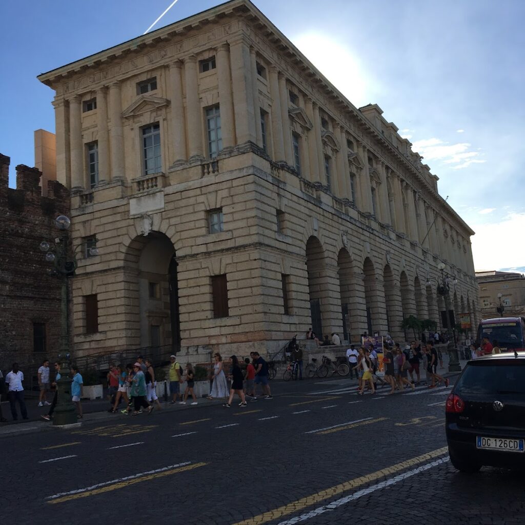 Gran Guardia: Civic Palace of Verona 3 Gran Guardia