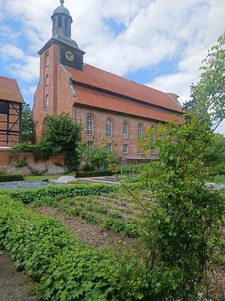 Schloss Gartow: Baroque Manor House and Historic Estate in Germany 3 Schloss Gartow