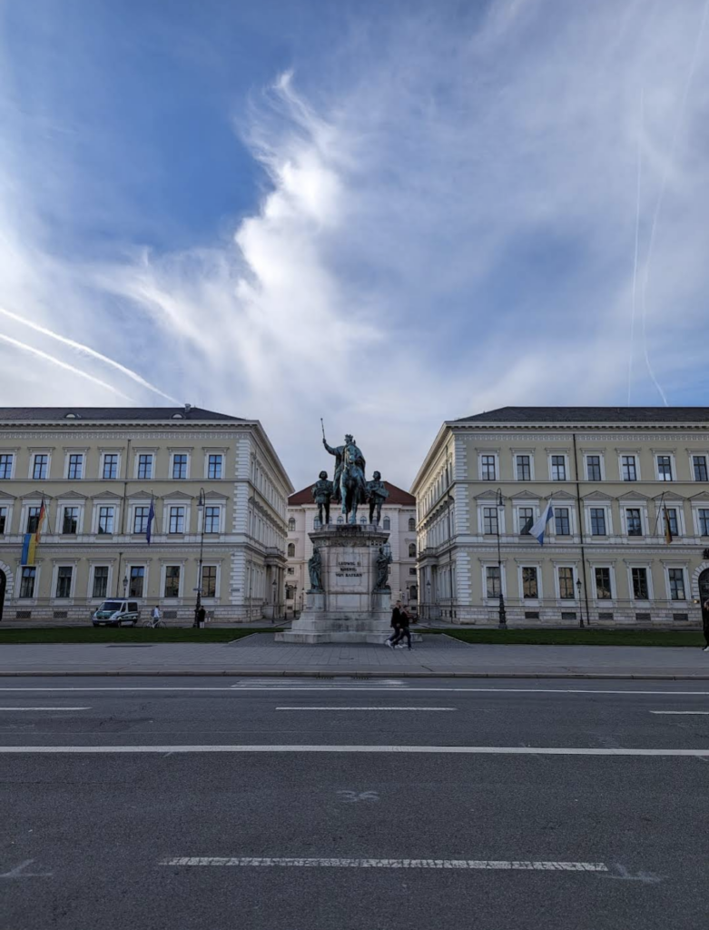 Palais Moy: A Neoclassical Aristocratic Palace in Munich 1 Palais Moy