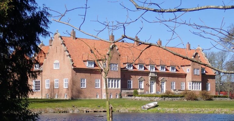 Gjeddesdal: A Danish manor estate