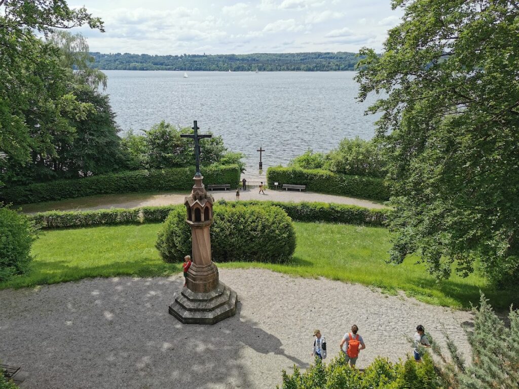 Castle Berg: Bavarian Royal Residence on Lake Starnberg 1 Castle Berg