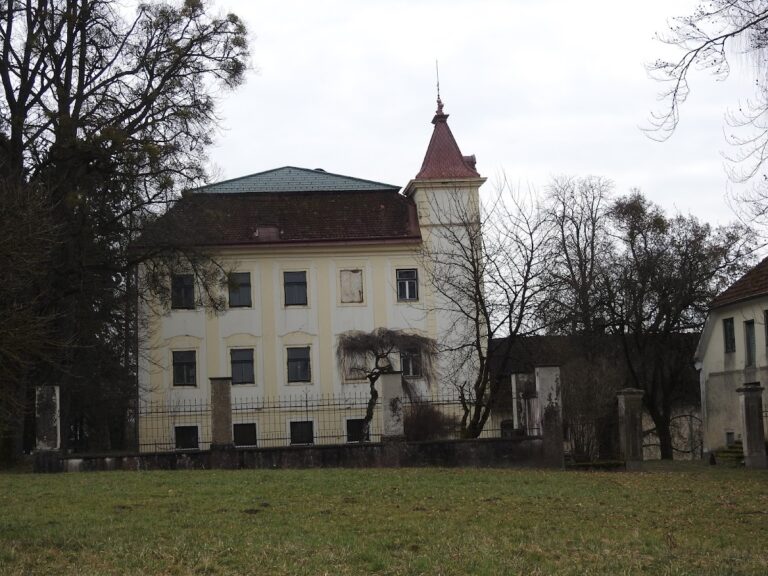 Schloss Grünau: A Medieval Castle Transformed into an Austrian Manor House