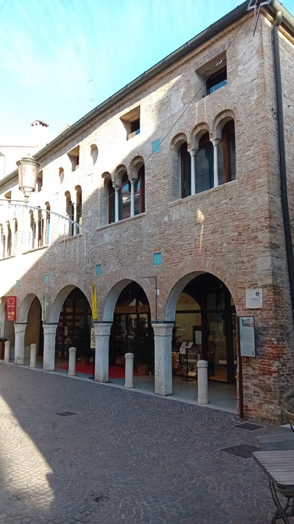 Ca' dei Carraresi: A Medieval Palace and Cultural Centre in Treviso 1 Ca' dei Carraresi