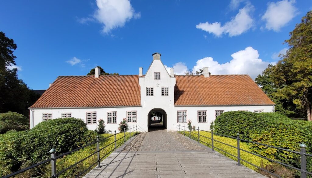 Schackenborg Castle: A Baroque Manor in Denmark 2 Schackenborg Castle