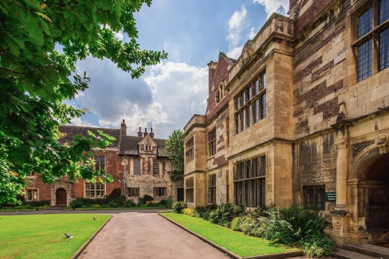 King’s Manor: A Historic Administrative and Academic Building in York