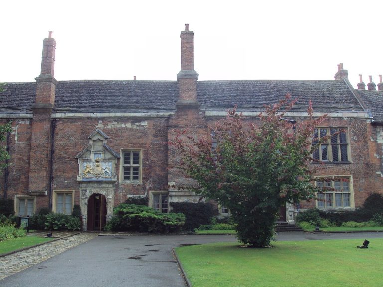 King’s Manor: A Historic Administrative and Academic Building in York