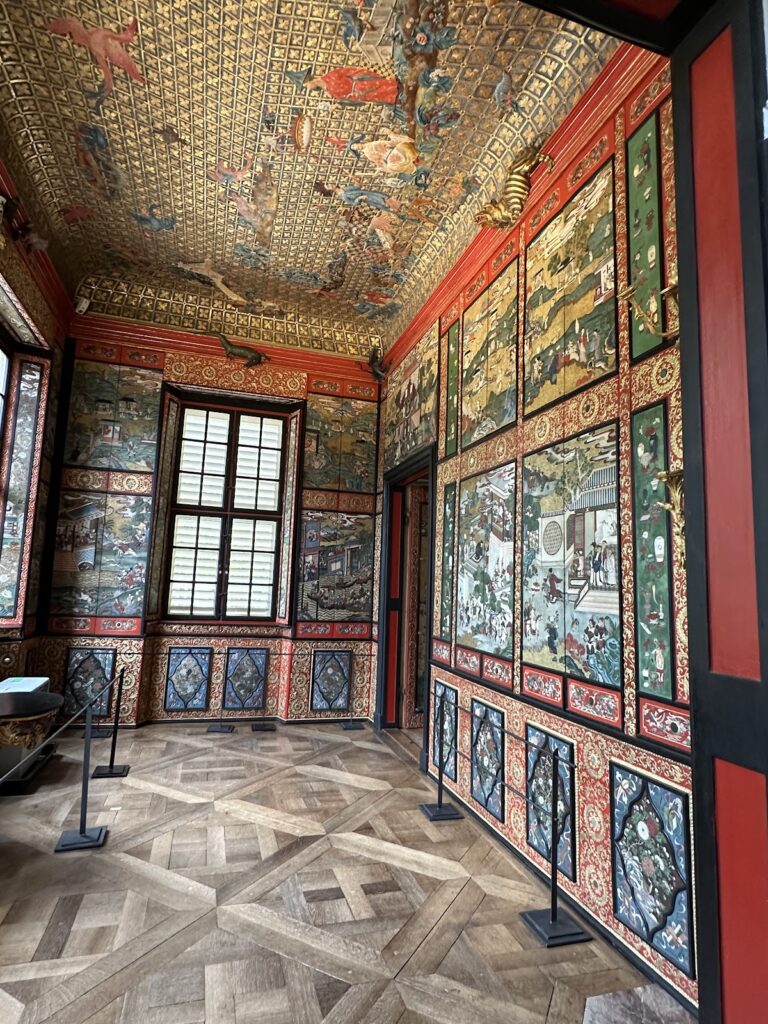 Old château of the Eremitage in Bayreuth: A Margravial Pleasure House