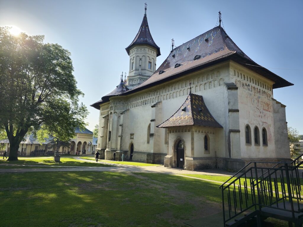 Saint John the New Monastery: A Former Metropolitan Cathedral in Suceava, Romania 1 Saint John the New Monastery