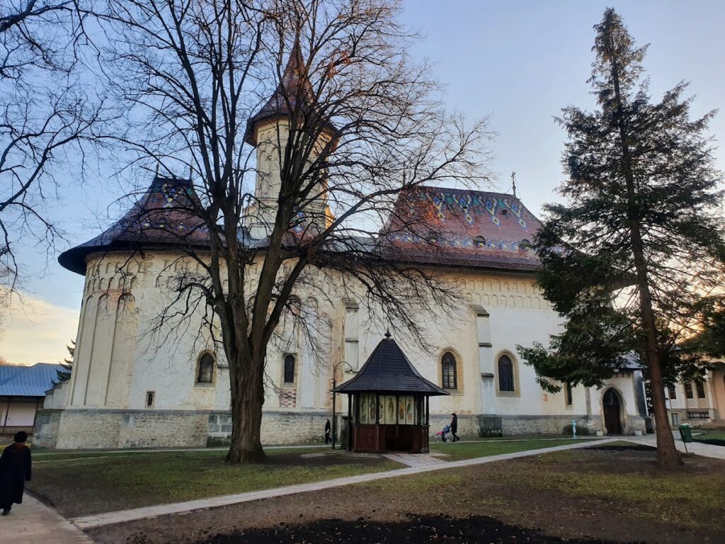 Saint John the New Monastery: A Former Metropolitan Cathedral in Suceava, Romania 4 Saint John the New Monastery