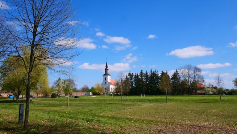 Gutshaus Rothenklempenow: A baroque manor house in Germany