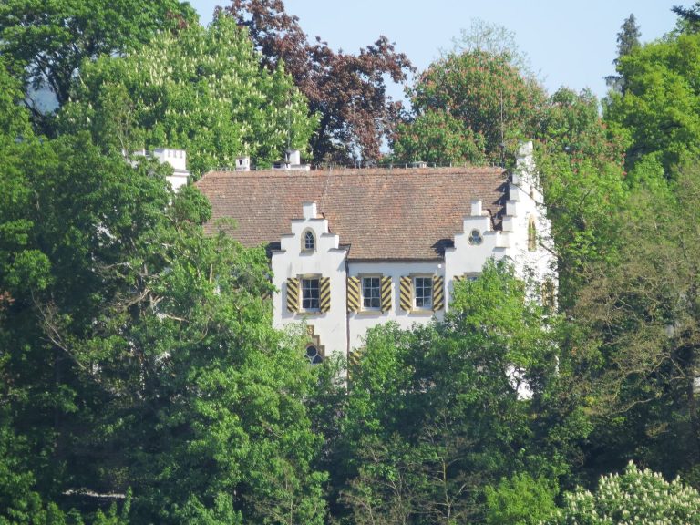 Schloss Remseck: A Neo-Gothic Castle in Germany