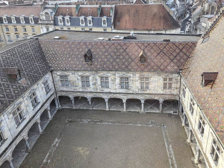 Granvelle Palace: A Renaissance Palace and Museum in Besançon