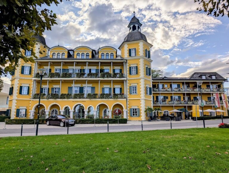 Schloss Velden: A Renaissance Castle and Lakeside Hotel in Austria