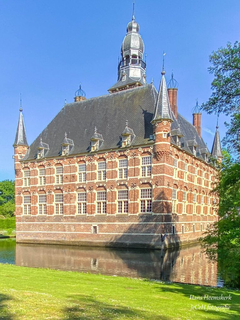 Wijchen Castle: A Renaissance Castle and Municipal Heritage Site in the Netherlands