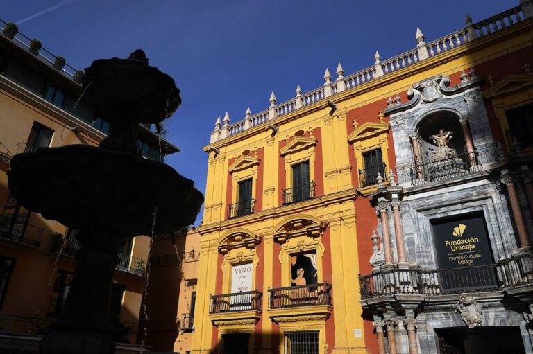 Palacio Episcopal: A Baroque Episcopal Palace in Málaga, Spain