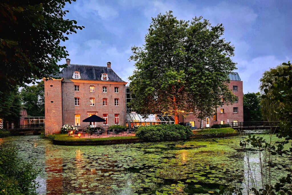 Holtmühle Castle: A Historic Castle Complex in the Netherlands 1 Holtmühle Castle