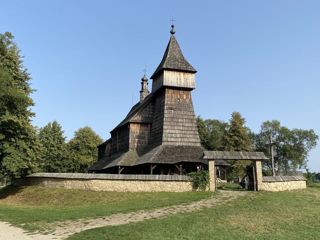 Stupnicki House in Sanok: A Relocated Nineteenth-Century Manor House 4 Stupnicki House in Sanok