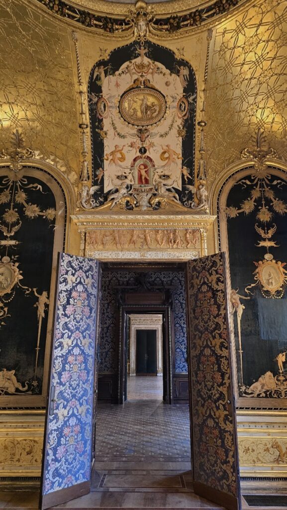 Palazzo Pertusati: A Noble Residence and Cultural Center in Milan 3 Palazzo Pertusati
