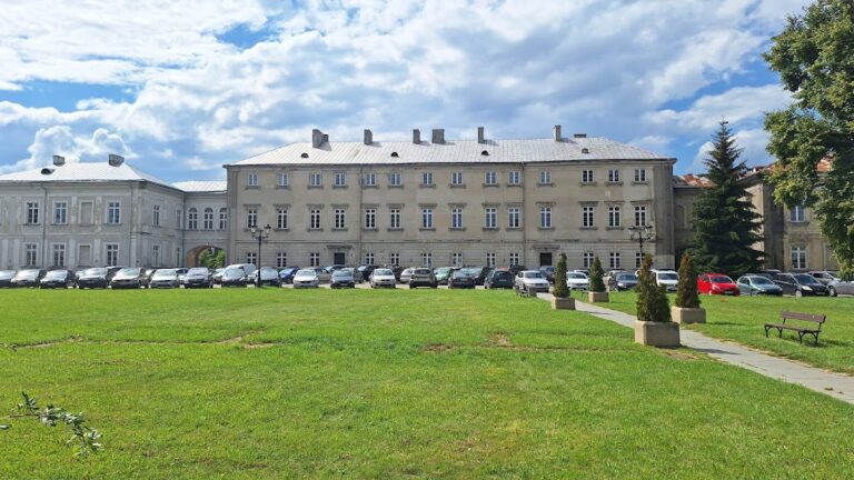 Zamoyski Palace: Former Residence of the Zamoyski Family in Zamość