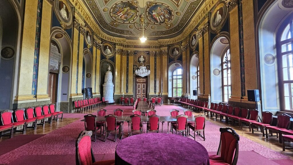Baroque Palace in Oradea: An Episcopal Palace and Cultural Landmark in Romania 2 Baroque Palace in Oradea