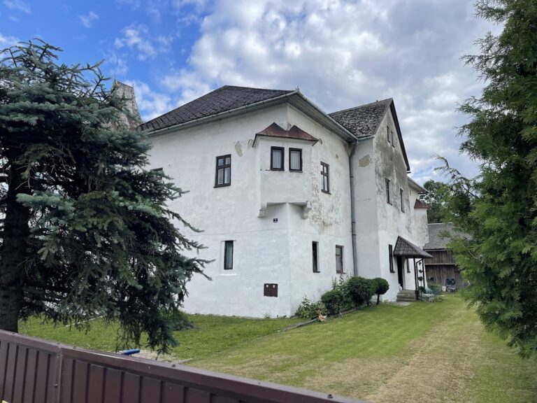 Kasztel we Frydmanie: A Renaissance Defensive Manor in Poland