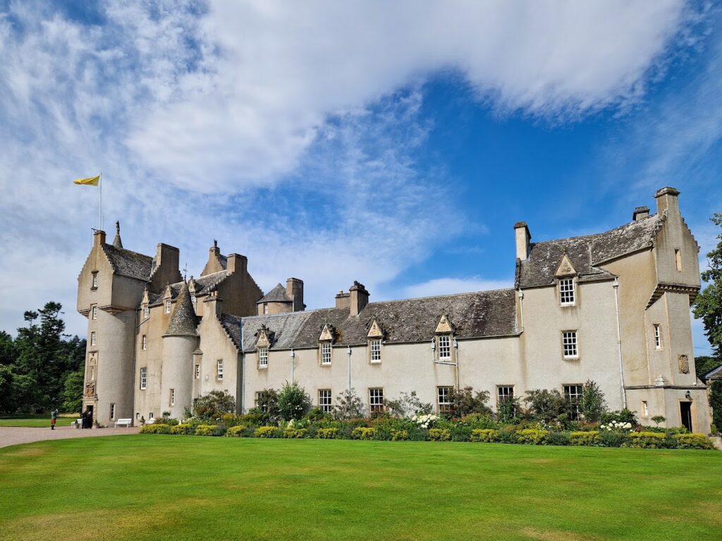 Ballindalloch Castle: A Scottish Tower House and Estate 2 Ballindalloch Castle