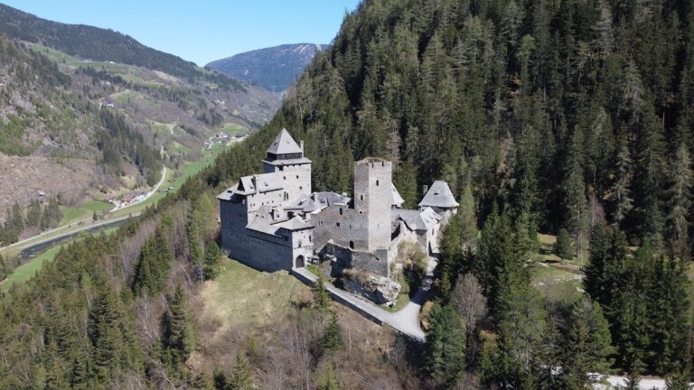 Ramingstein Schloss Wintergrün: A Former Mining Administration Centre in Austria