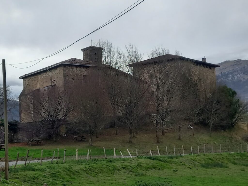 Galartza Tower: A Medieval Defensive House in Gipuzkoa 2 Galartza dorrea