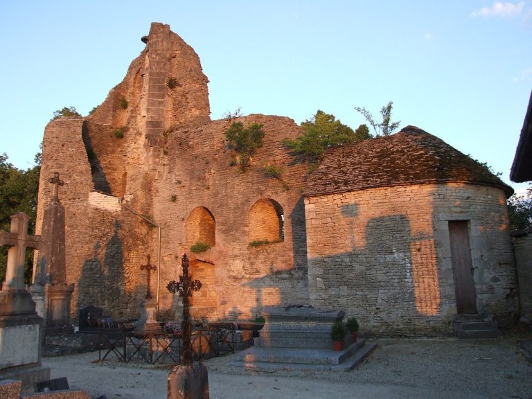 Château de Châtillon-sur-Seine: A Ruined Ducal Fortress in France
