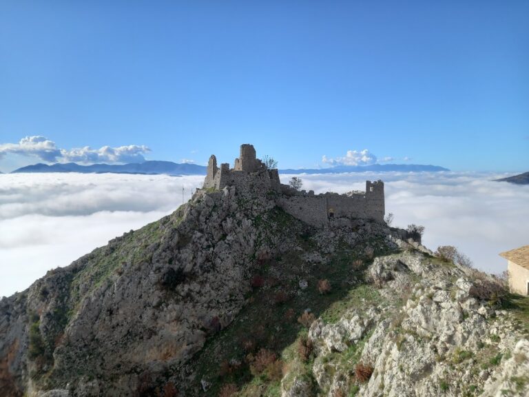 Castello dei Conti d’Aquino: A Medieval Fortress in Italy