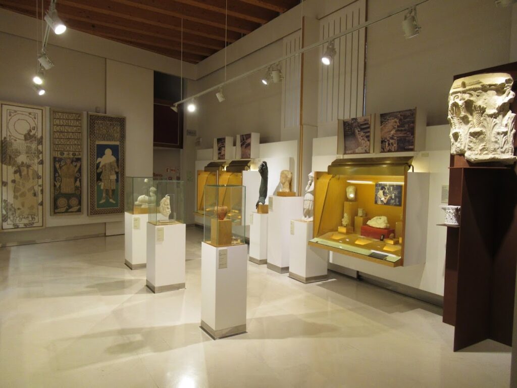 Palace of the Kings of Aragon: Royal Residence and Museum in Huesca 2 Palace of the Kings of Aragon