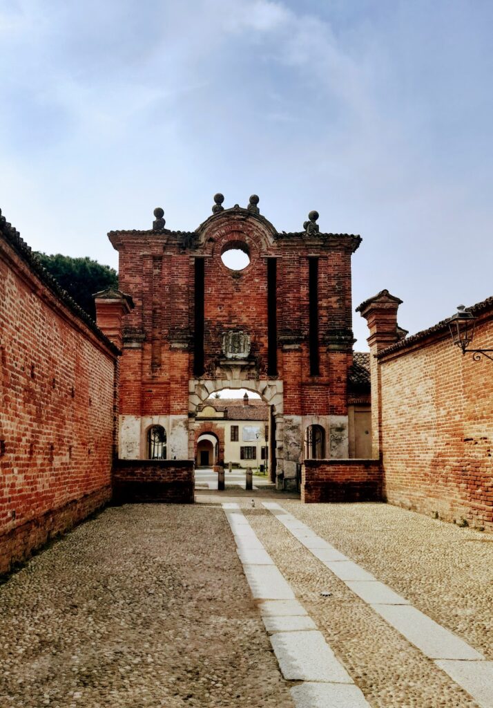 Castello di Gambolò: A Medieval Fortress and Country Villa in Italy 2 Castello di Gambolò