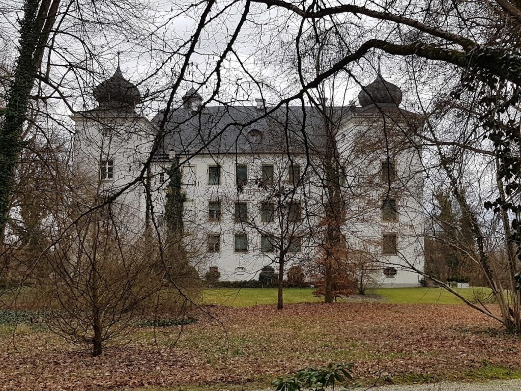 Schloss Moos: A Moated Renaissance Castle in Germany 1 Schloss Moos