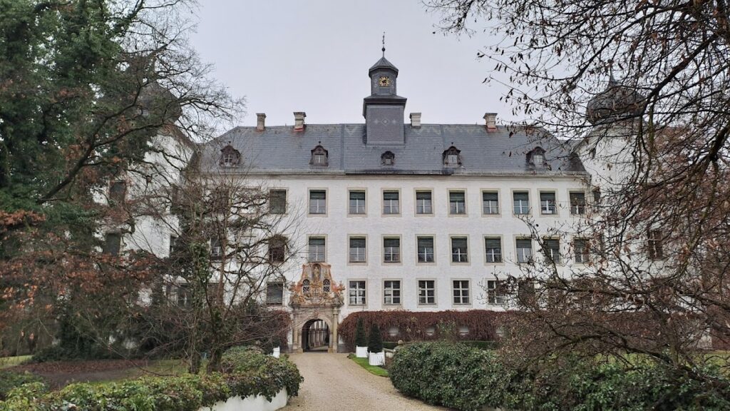 Schloss Moos: A Moated Renaissance Castle in Germany 2 Schloss Moos