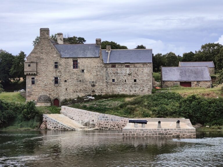 Manoir de Bel-Air: A Fortified Breton Residence in France