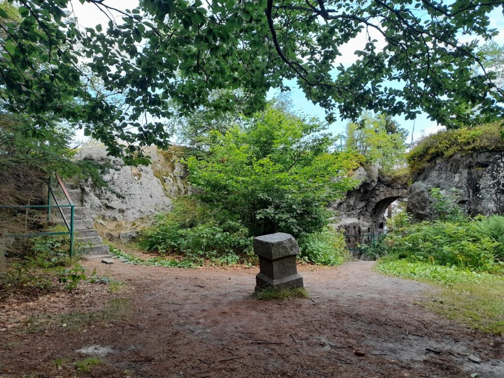 Fort Charles