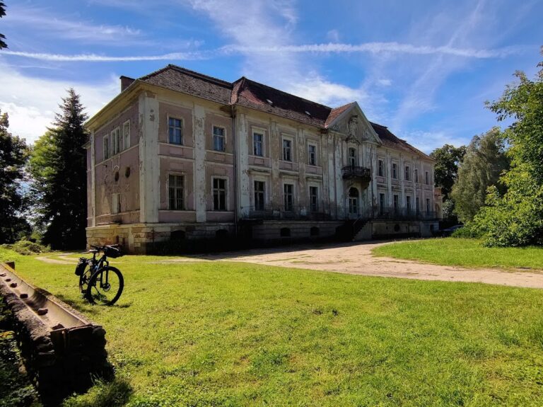 Palace in Tuczno: A Ruined Estate Palace in Poland