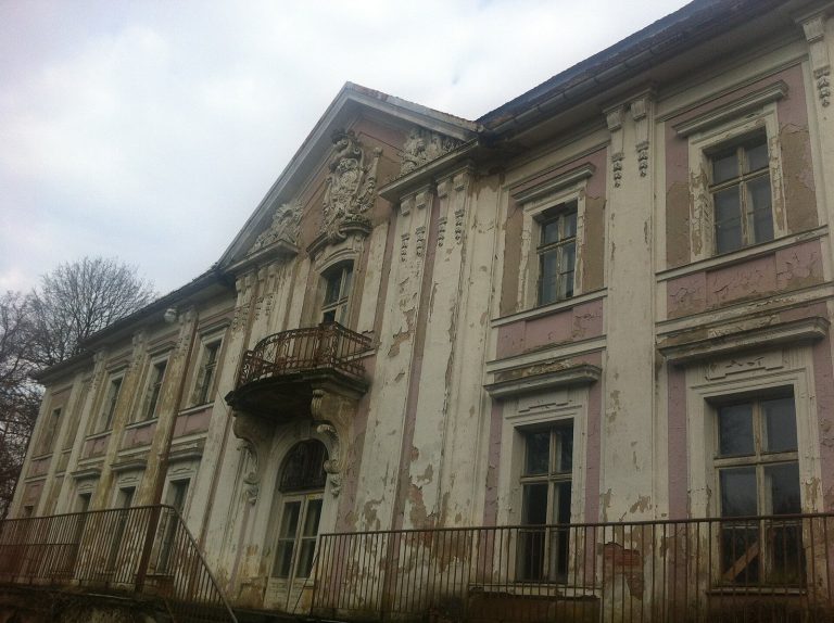 Palace in Tuczno: A Ruined Estate Palace in Poland