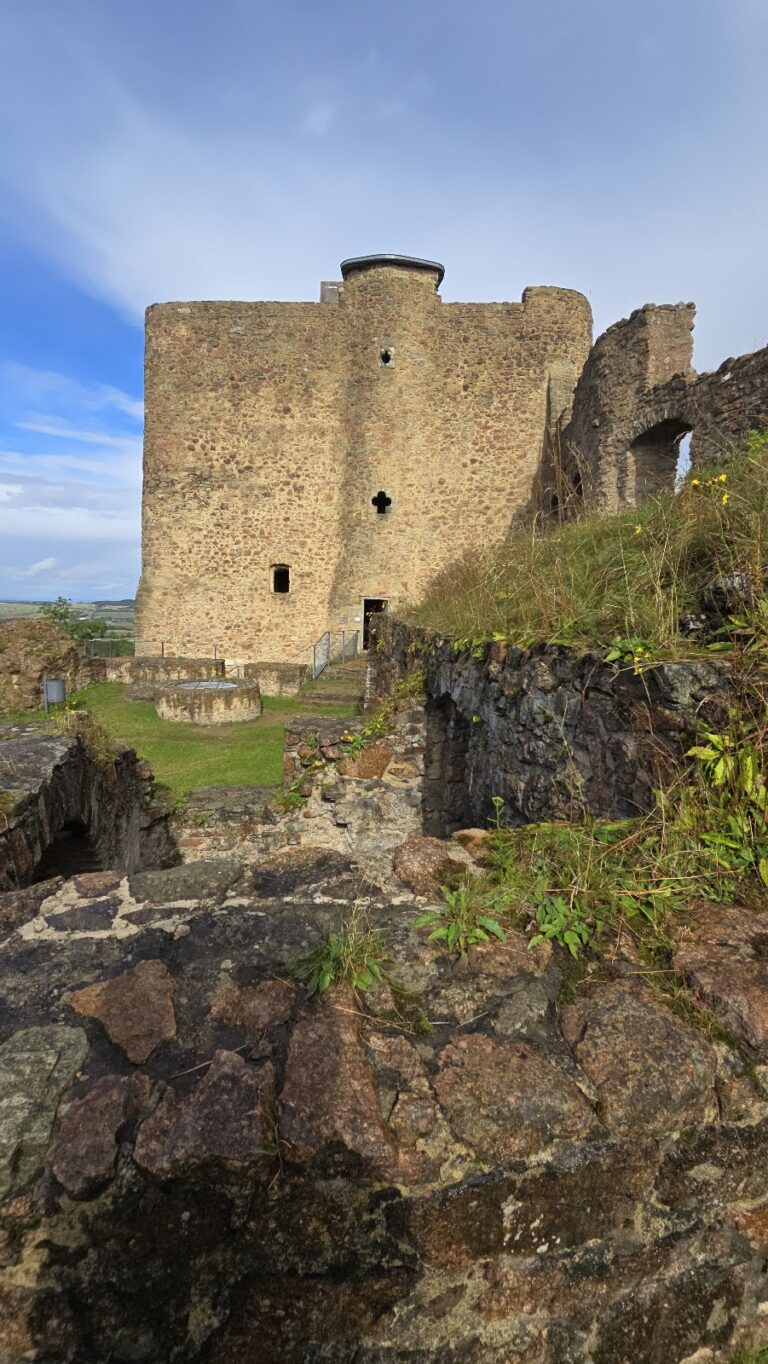 Frauenstein Castle: A Medieval Border Fortress in Germany