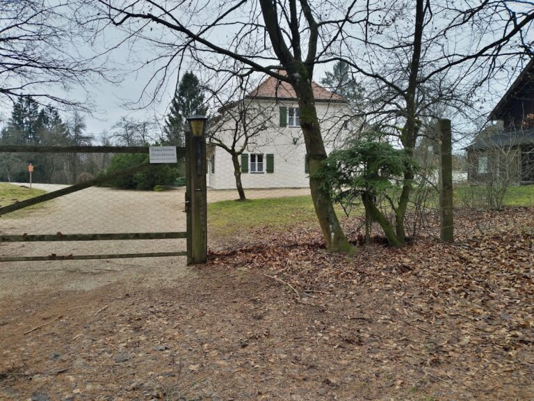 Jagdschloss Aschenbrennermarter: A Thurn und Taxis Hunting Lodge in Germany