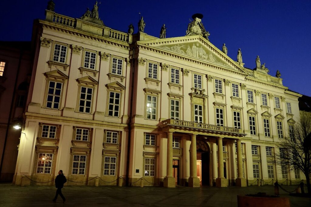 Primate’s Palace: An Archiepiscopal and Civic Landmark in Bratislava 1 Primate's Palace