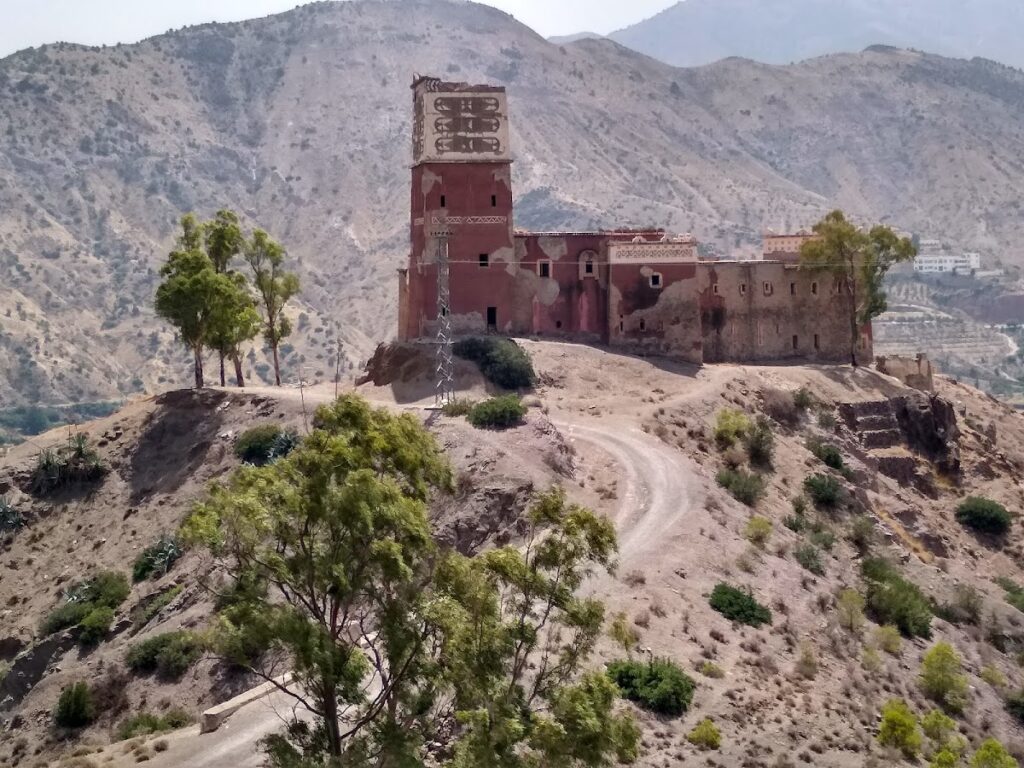 Kelaat Arbaa Taourirt: A Spanish Protectorate Castle in Morocco 1 Kelaat Arbaa Taourirt
