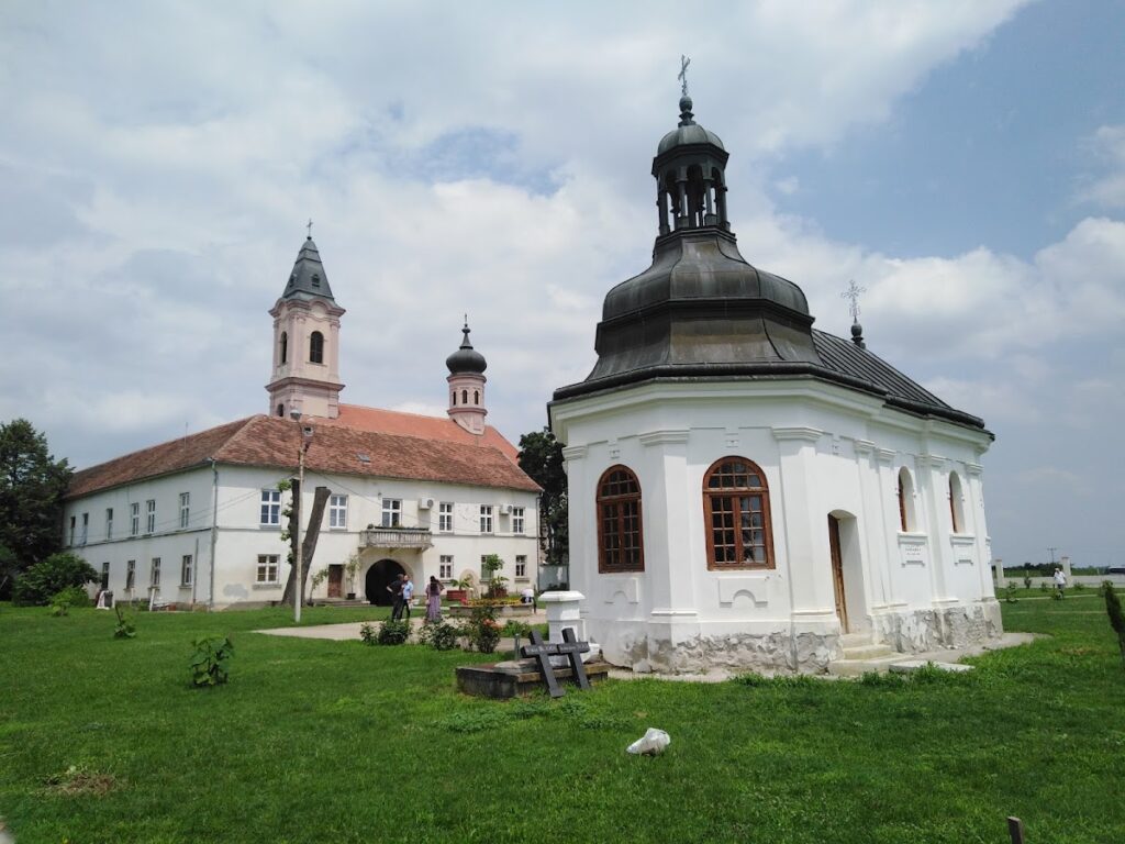 Fenek Monastery: A Serbian Orthodox Monastic Complex near Jakovo 5 Fenek monastery