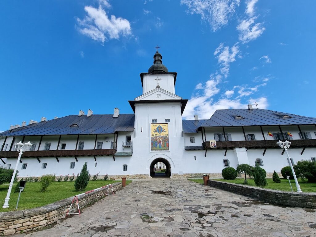 Neamț Monastery: A Medieval Orthodox Monastic and Cultural Center in Romania 3 Neamț Monastery