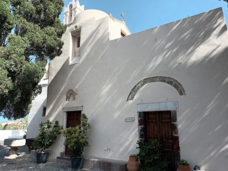 Panagia Episkopi: A Middle-Byzantine Orthodox Church on Santorini