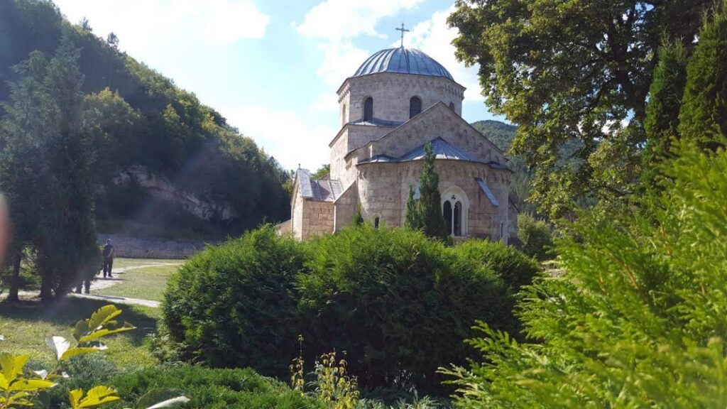 Gradac Monastery: A Serbian Orthodox Royal Endowment in Serbia 2 Gradac Monastery