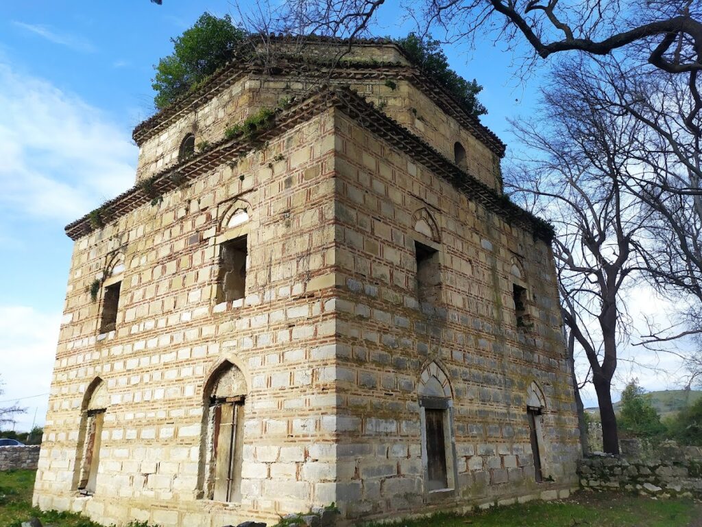 Faik Pasha Mosque: An Ottoman Mosque and Charitable Complex in Arta, Greece 3 Faik Pasha Mosque