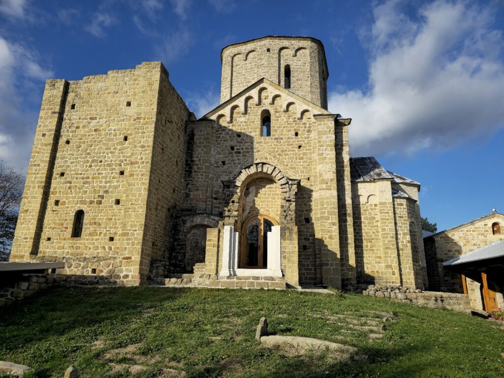 Đurđevi stupovi: A Medieval Serbian Orthodox Monastery 1 Đurđevi stupovi