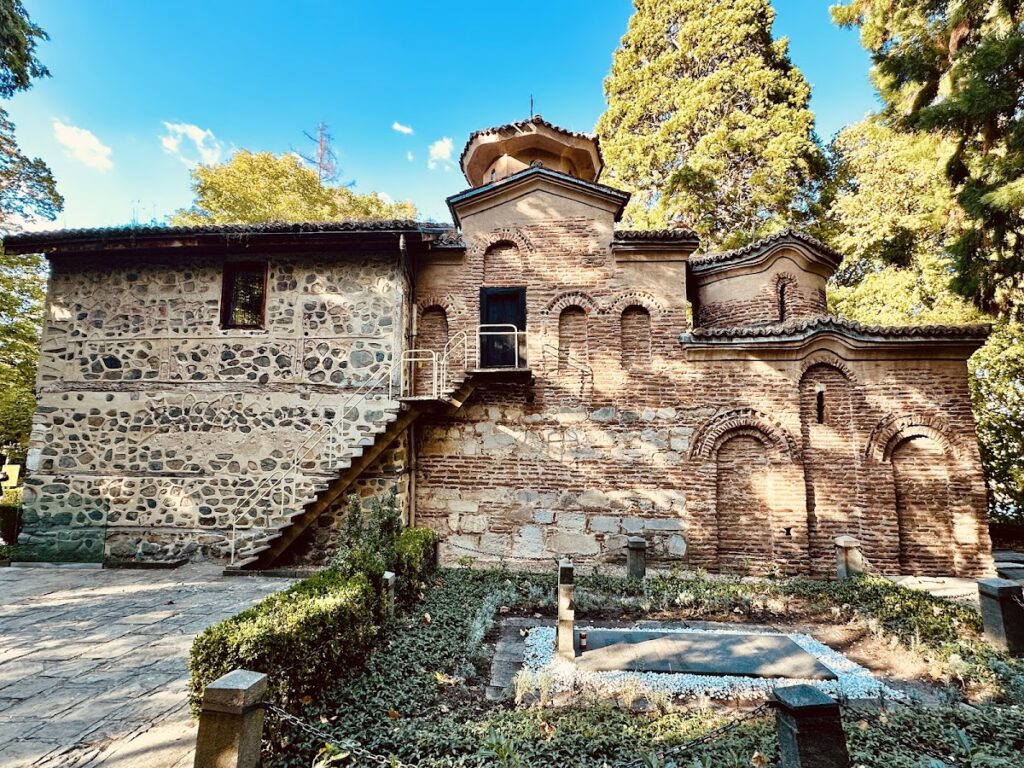 Boyana Church: A Medieval Bulgarian Orthodox Tomb-Church 1 Boyana Church